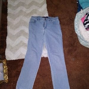 Woman's jeans